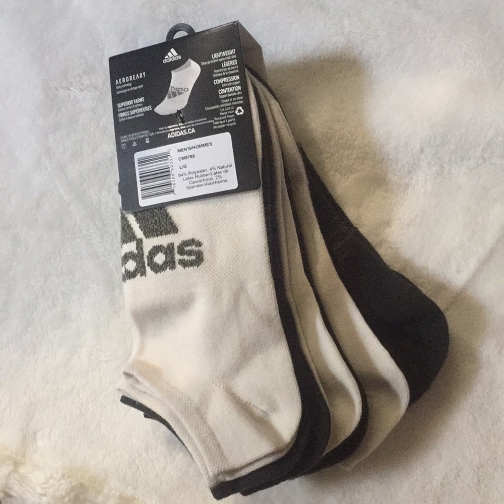 Adidas 6Pk no show socks. NWT Fits Size 6-12.